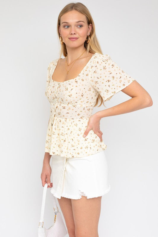 S/S BUTTON DOWN BACK SMOCKING DITSY PRINT TOP